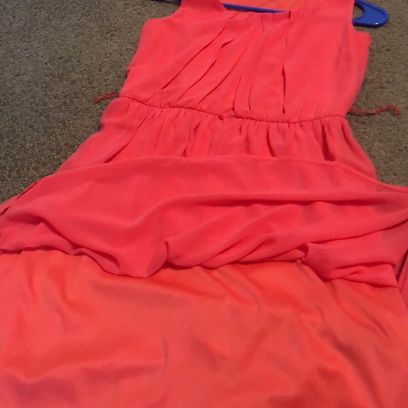 Coral Sundress - Picture 7 of 11